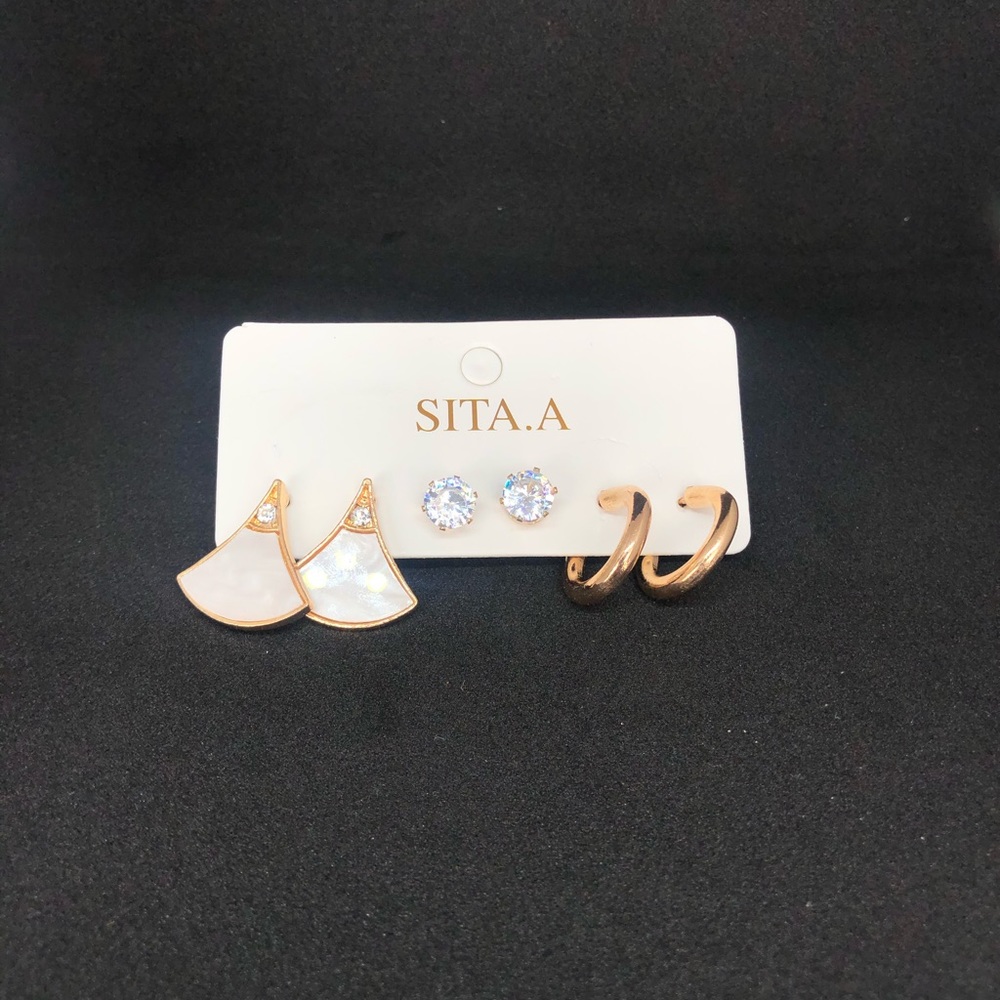 Earrings - Picture 7 of 8